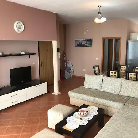 Apartament Me Qera Plazh Golem Apartment